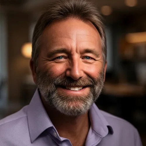 Michael Ash, Senior Clinical Advisor in Functional Medicine and Personalised Health Systems, guest on Humanity in the Loop episode 005